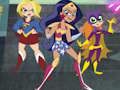 Игра Непријатели: DC Super Hero Girls  онлајн