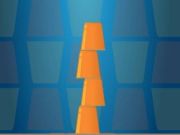 Игра Изградете кули од чаши онлајн