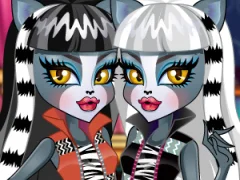 Игра Monster High Ear Doctor онлајн