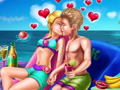 Игра Ellie Private Beach онлајн