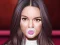 Игра Jenner Lip Doctor онлајн