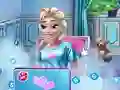 Игра Ice Queen Royal Blog онлајн