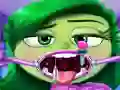 Игра Inside Out Disgust Throat Surgery онлајн