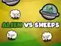 Игра Alien Vs Sheep онлајн