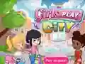Игра Girls Play City онлајн