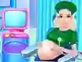 Игра Mommy Pregnant Caring онлајн