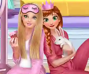 Игра Princesses Pj Party онлајн