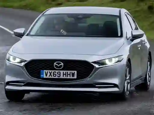 Игра Mazda 3 Sedan онлајн