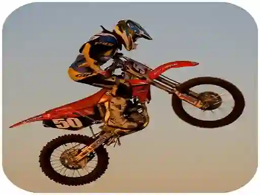 Игра Impossible Bike Stunts онлајн