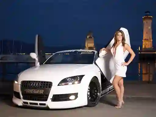 Игра Miss Tuning Show Girls онлајн