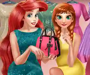 Игра Princesses Dressing Room онлајн