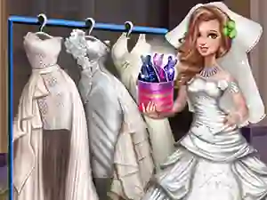 Игра Sery Wedding Dolly Dress Up онлајн