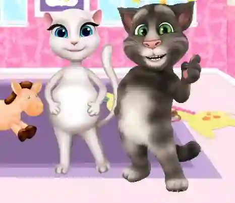 Игра Preganat Kitty Room Decor онлајн