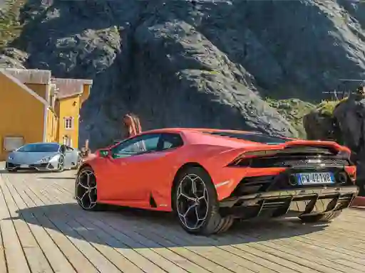 Игра Huracan Evo Puzzle онлајн