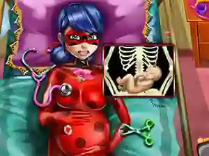 Игра Pregnant Dotted Girl Emergency онлајн