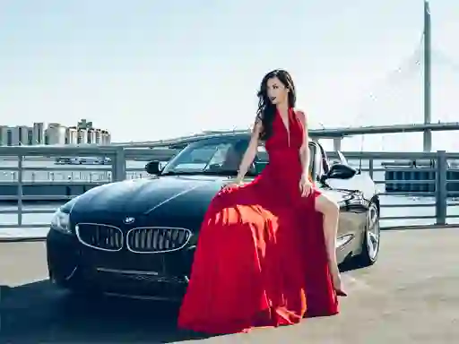 Игра Girls and Cars онлајн