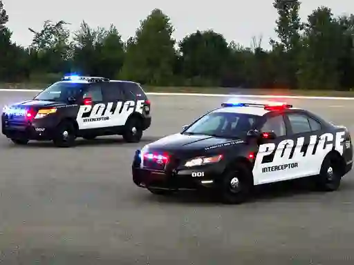 Игра Police Cars Puzzle онлајн