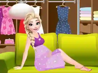 Игра Eliza Dressing Room онлајн