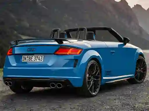 Игра Audi TTS Roadster Slide онлајн