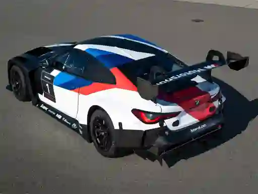 Игра BMW M4 GT3 Slide онлајн