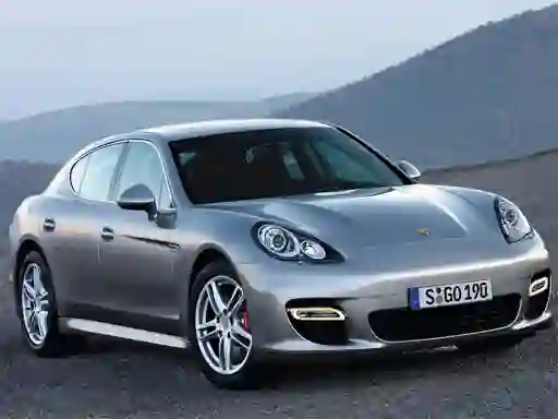 Игра Porsche Panamera Slide онлајн